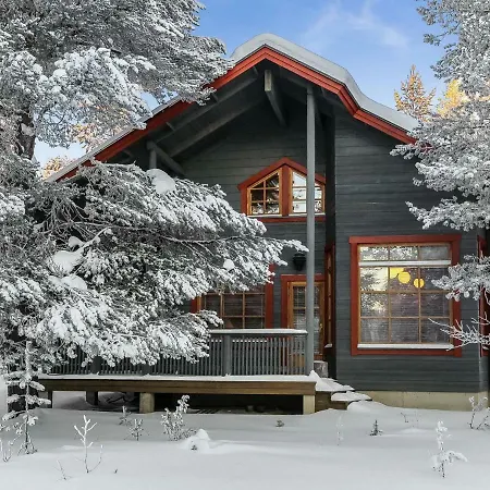 Holiday home Riekkoluosto By Interhome Luosto