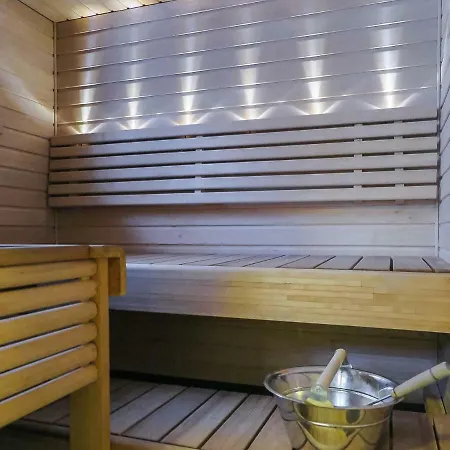 Riekkoluosto By Interhome * לוסטו